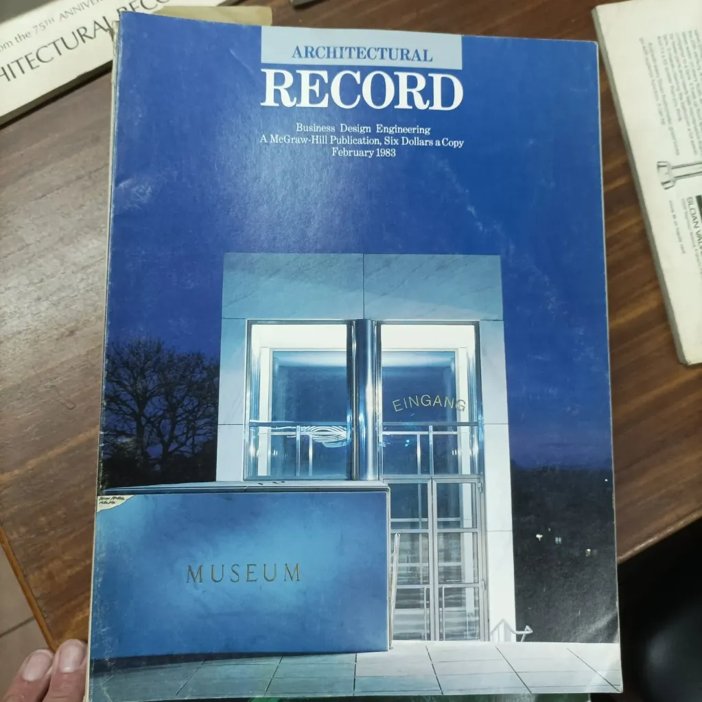 Revista Architectural Record February 1983