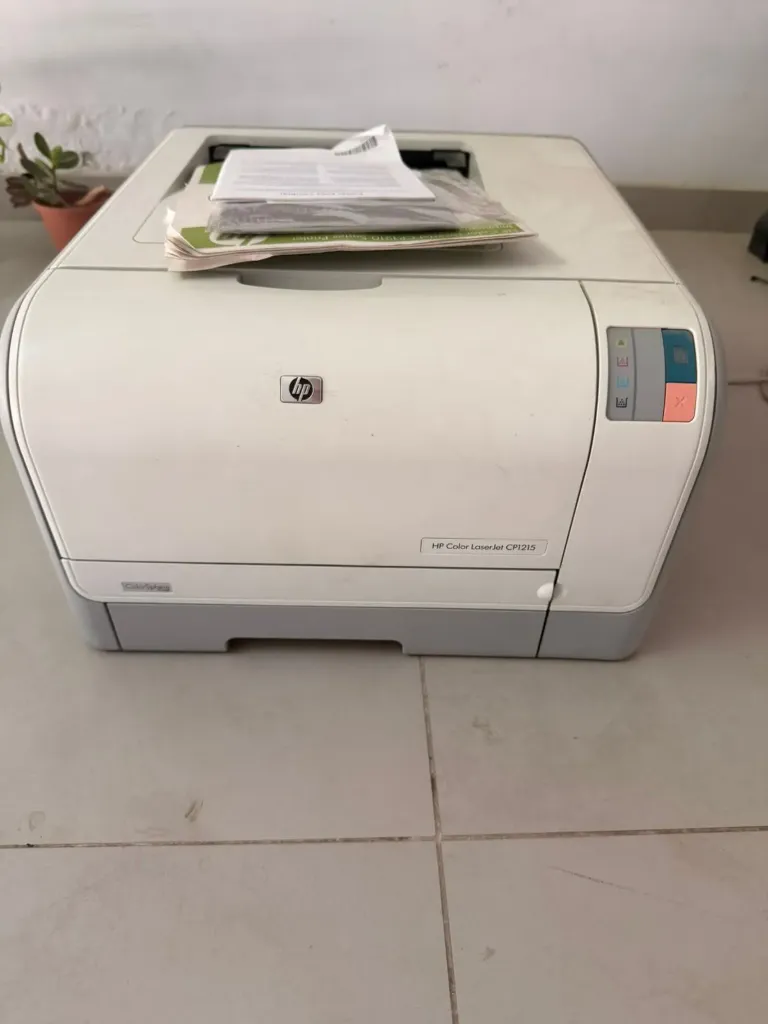 Impresora Laser Color HP CP1215