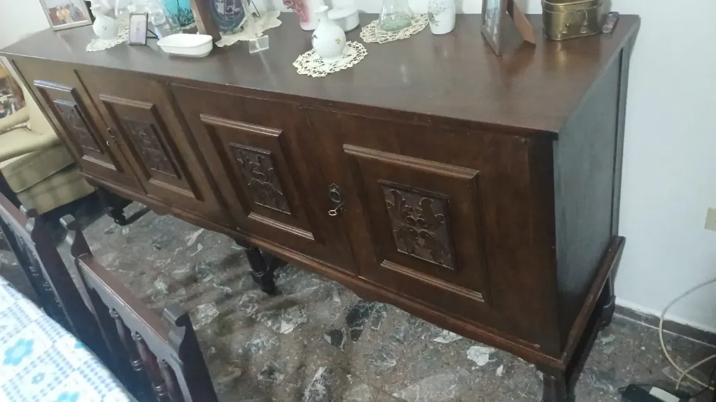 Aparador Baihut en madera