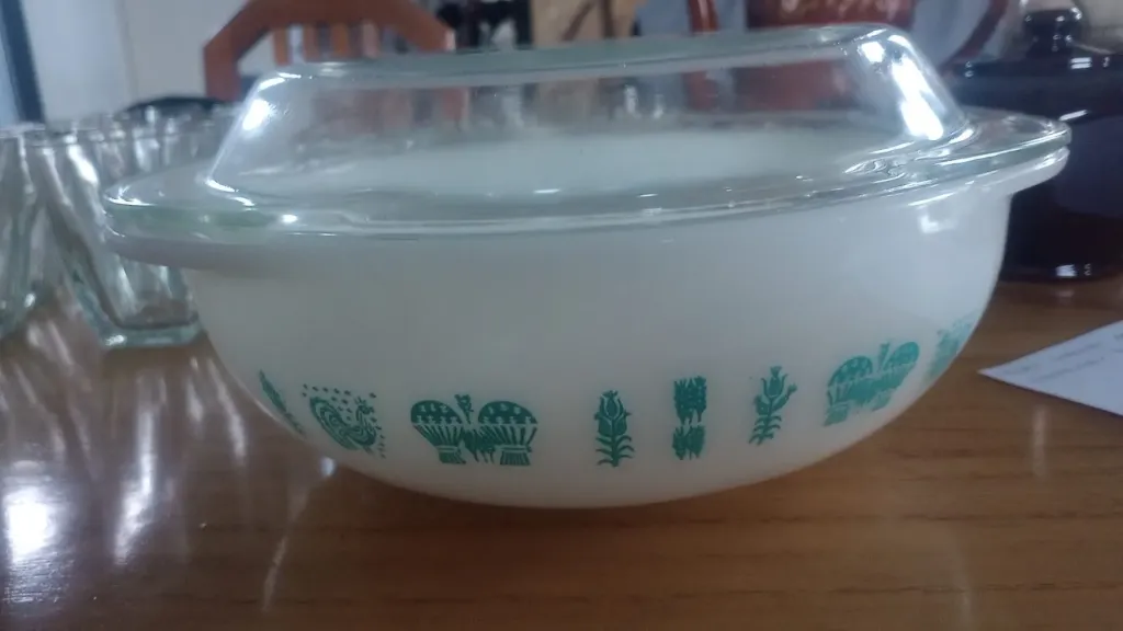 Fuente  redonda Pyrex c/tapa vidrio 22 diametro