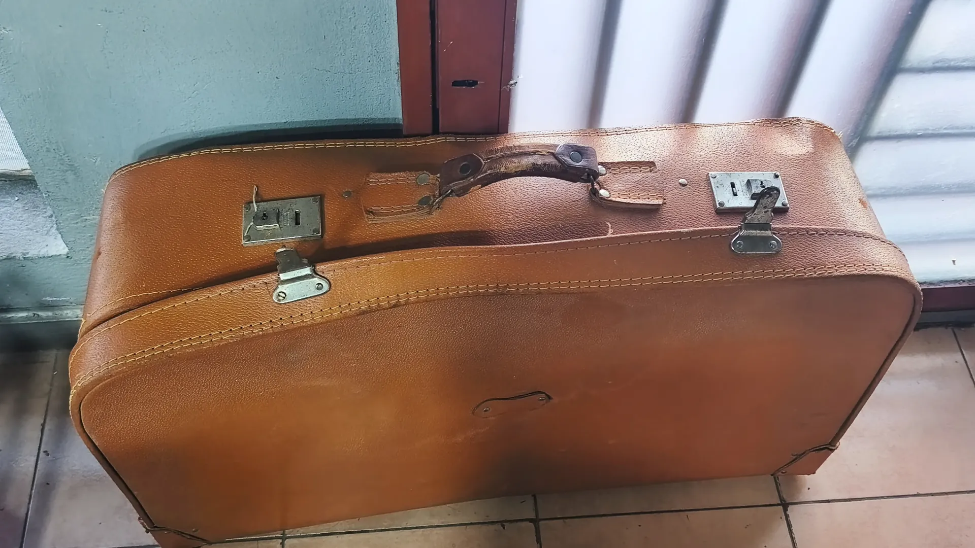 Maleta de viaje en cuero Mediana