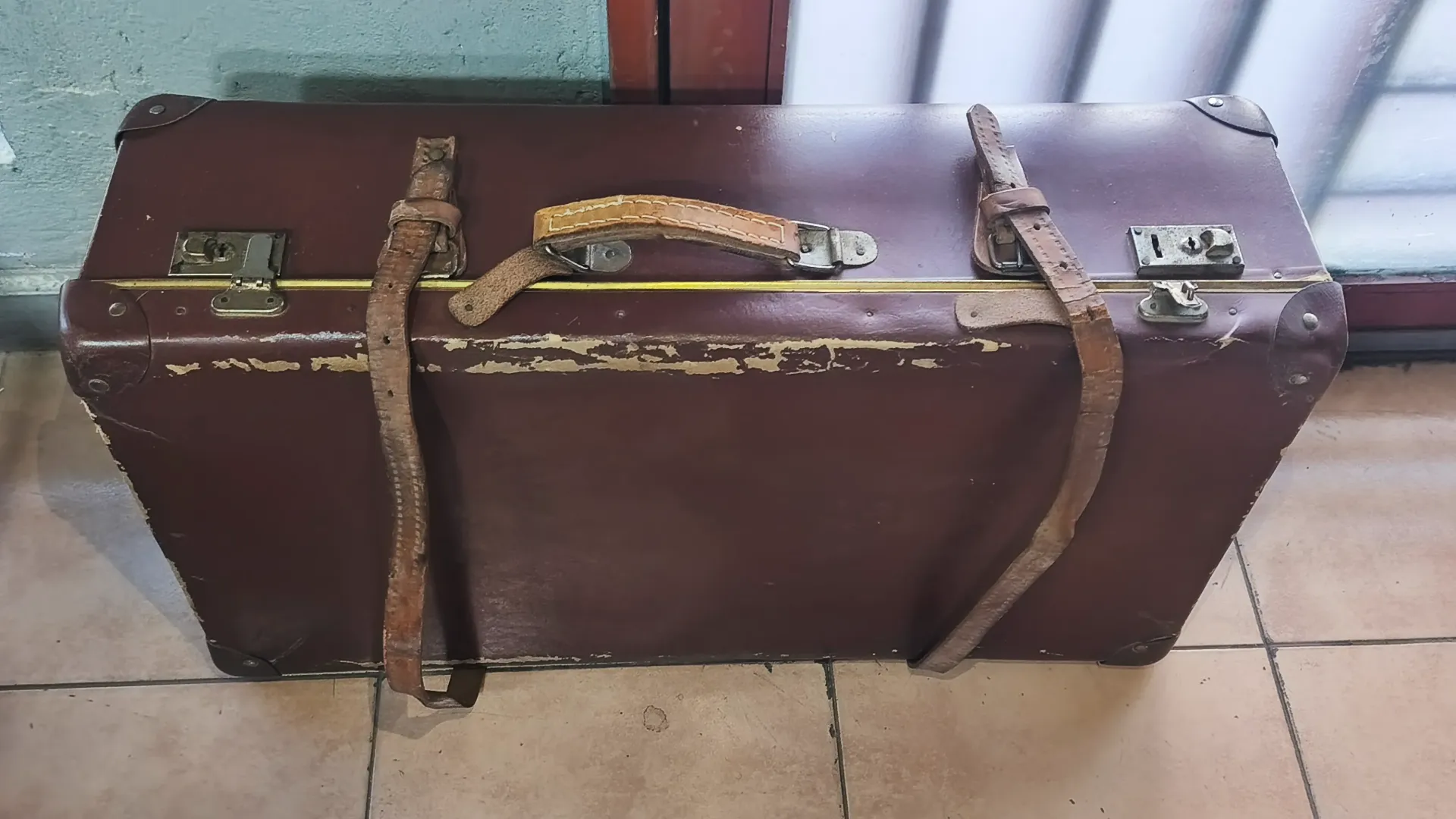 Maleta de viaje en cuero Chica