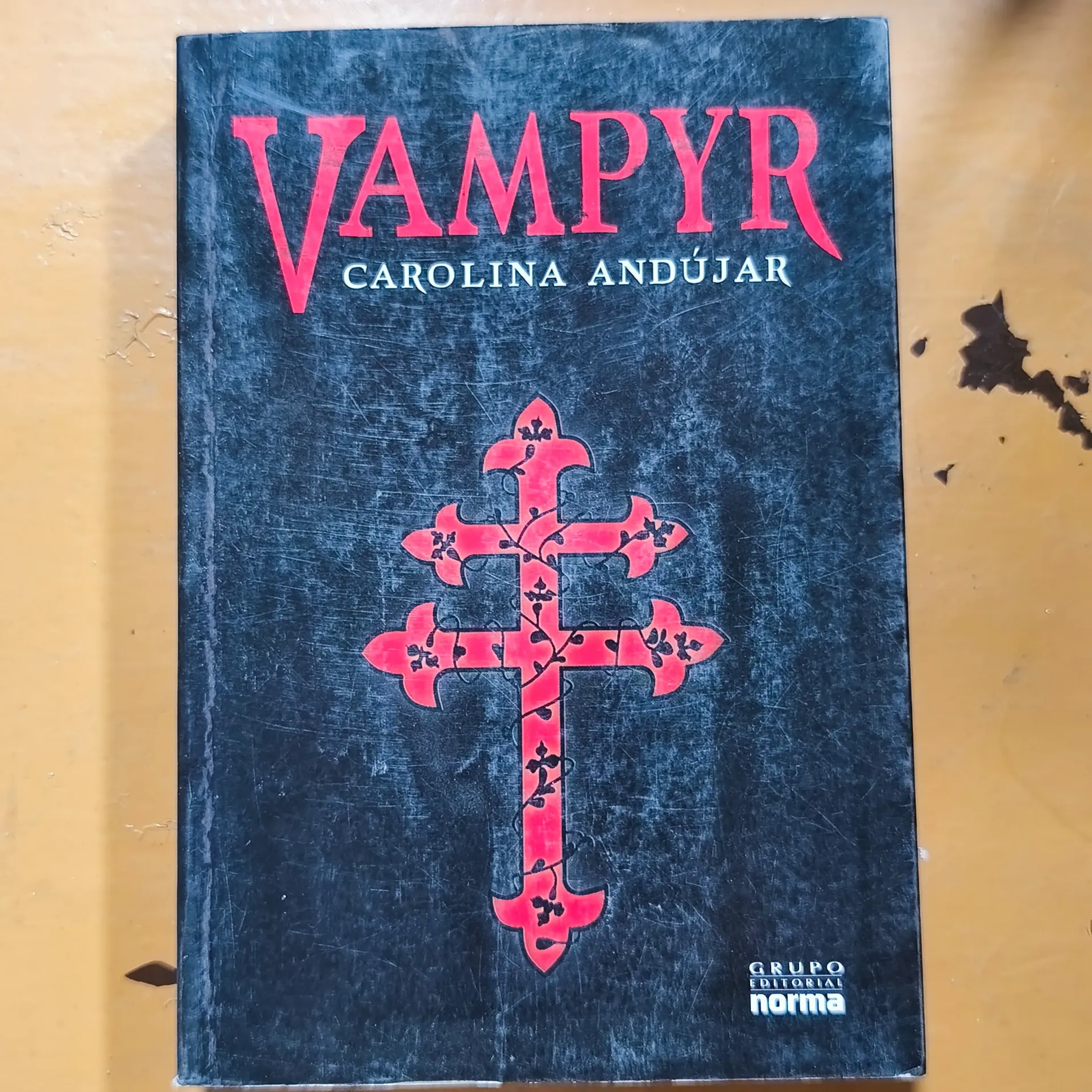 Vampyr - Carolina Andujar
