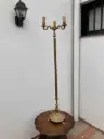 Lampara de pie antigua en bronce macizo