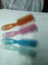 Cepillo plástico usos múltiples