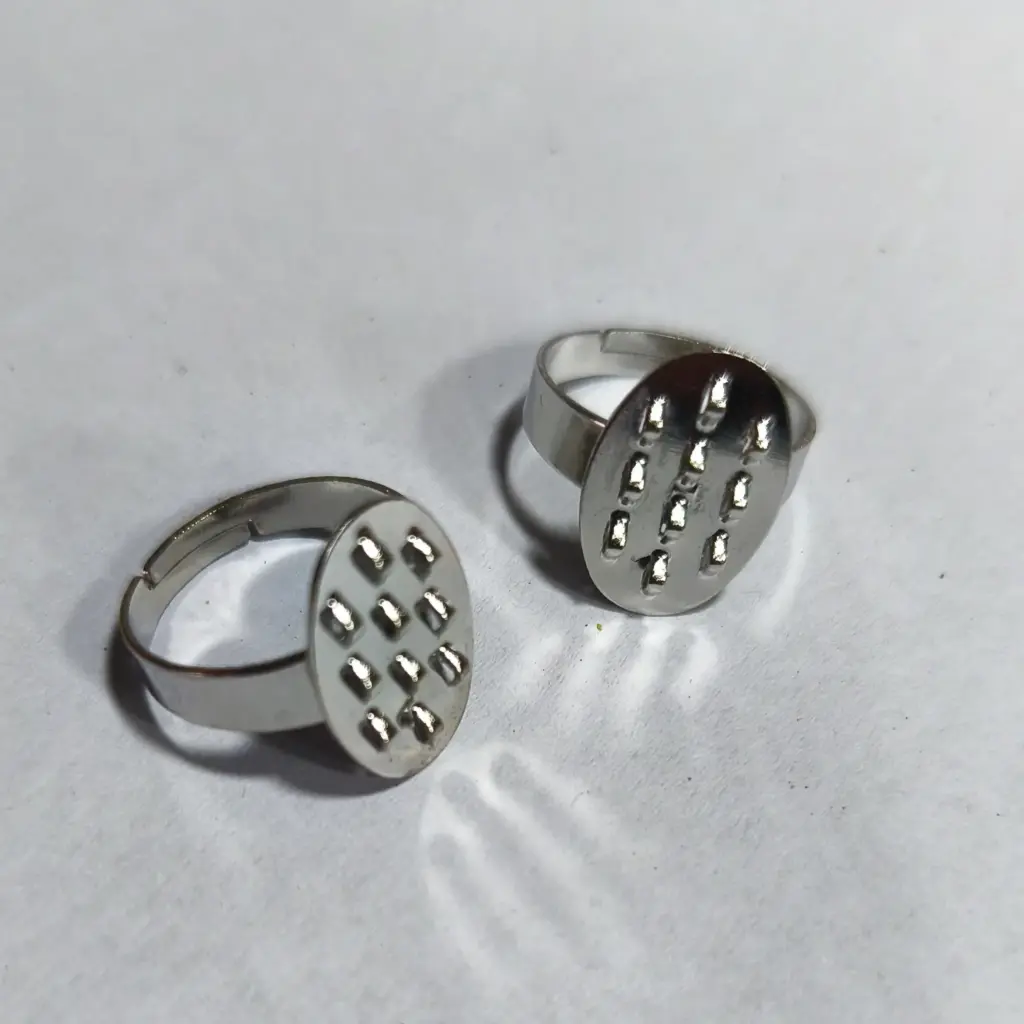 Base para anillo niquelada para tejer x 10 ud